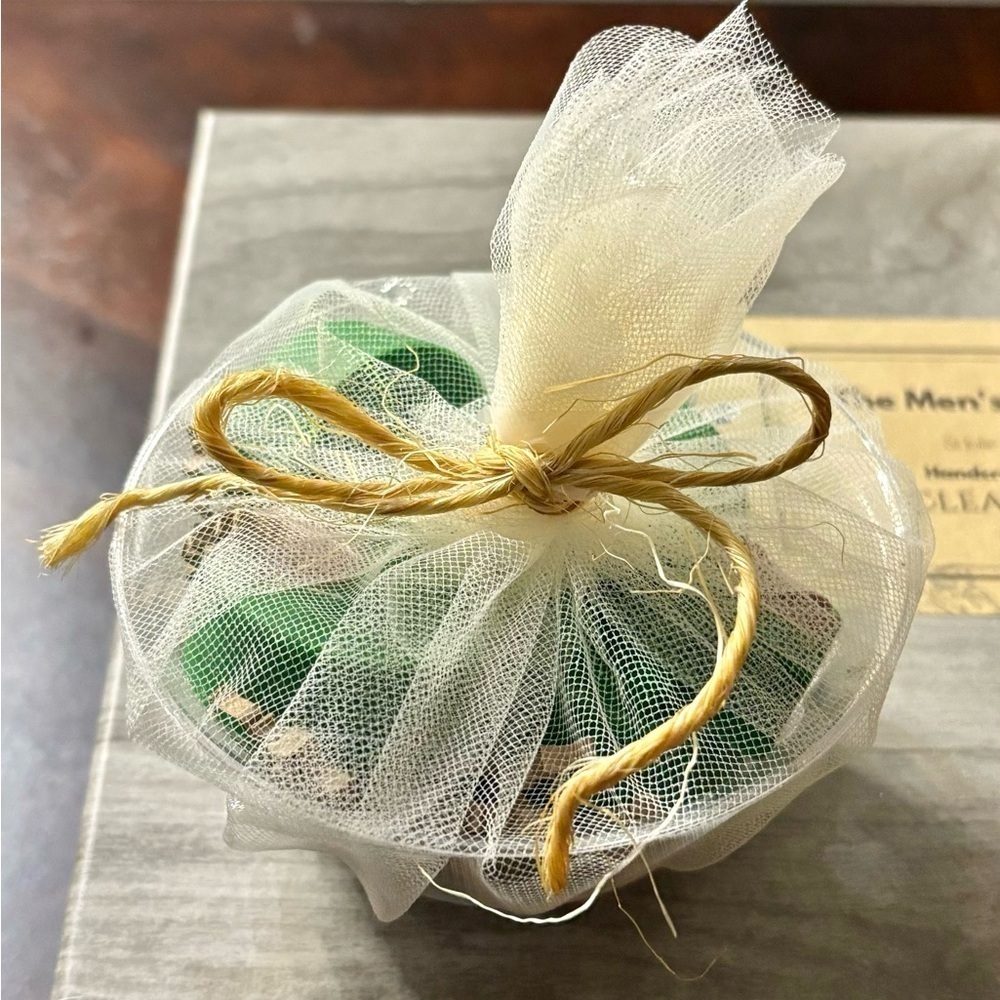 Hand Crafted soy wax melts in cool pine just for the holidays